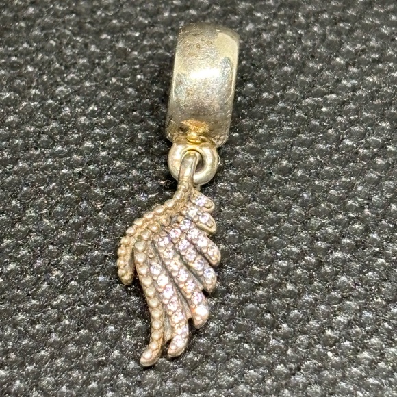 Pandora Majestic Feather Angel Wing CZ Dangle Charm - Picture 1 of 4